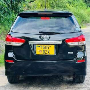 A picture of Toyota wish