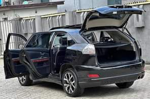 A picture of Lexus rx330 2006 full option Price 6m Tokunbo standard Everything