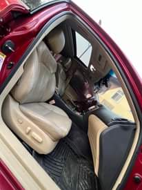 A picture of Lexus is250