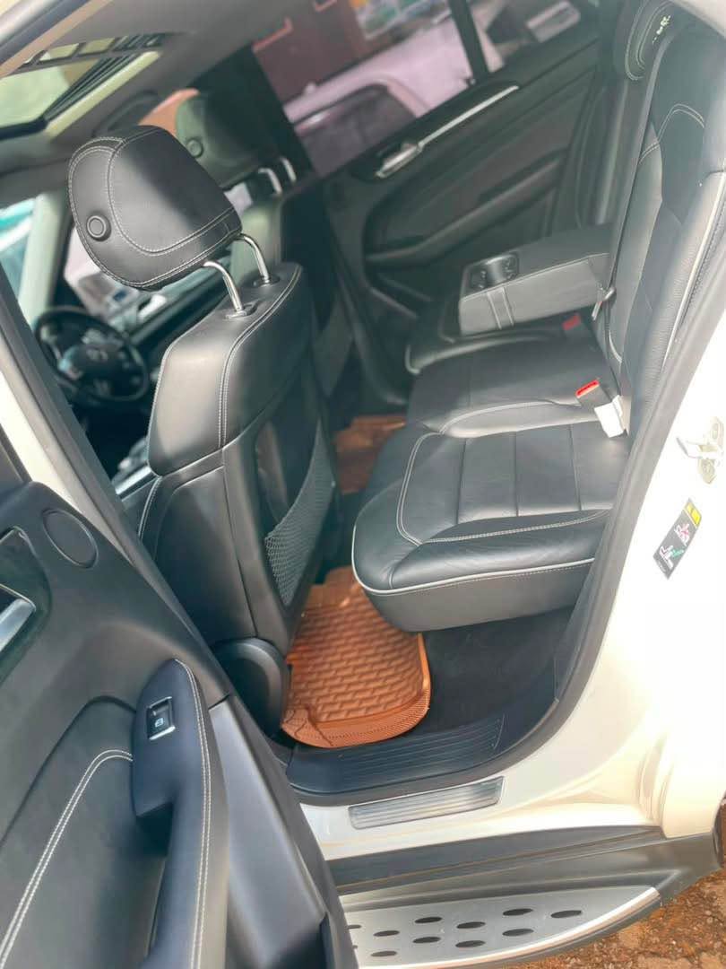 A picture of 2014 Mercedes Benz ML350 4matic0709446672 0765424123