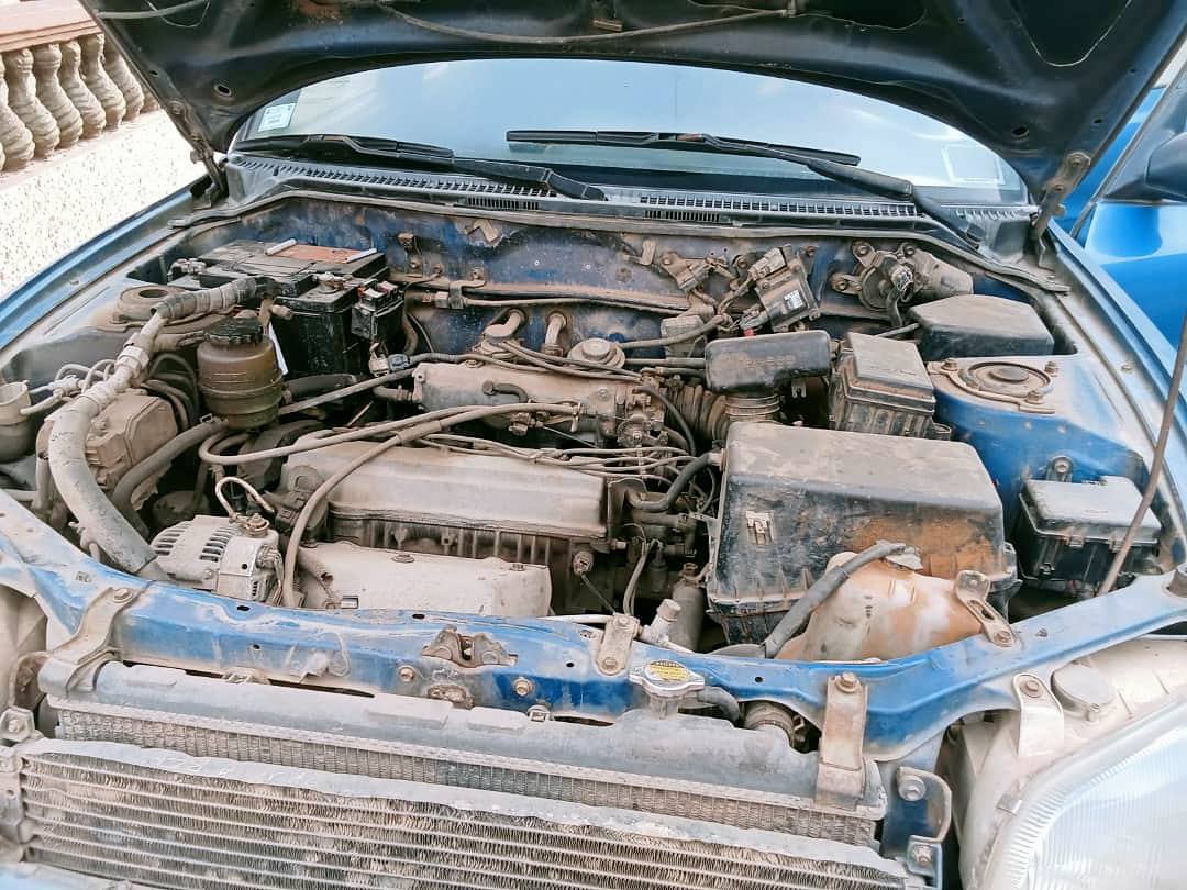 A picture of 2002 Toyota Rav4