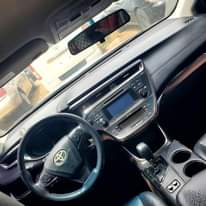 A picture of Model Toyota Avalon XLE Year 2013 Features Toks Grade full