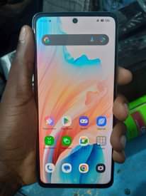 A picture of Hii hapa camer yake Kama Google oppo A58 rom6 gb128