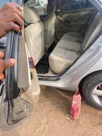 A picture of TOYOTA COROLLA LE 2004