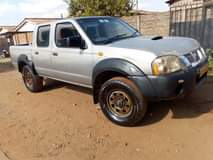 used nissan hardbody