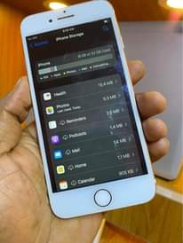 A picture of Iphone 7g