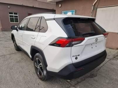 A picture of 2021 Toyota RAV4 LE tokumbo Price 39m Location Amuwo odofin