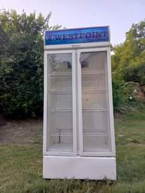A picture of West point display fridge inapoza Sana bei 720000 