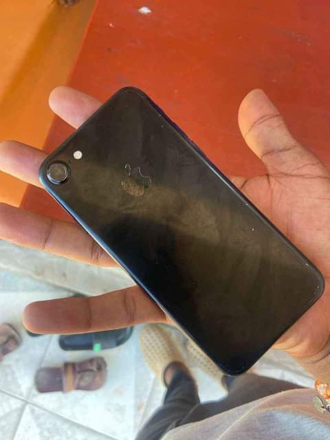 A picture of IPHONE 7 PLAIN