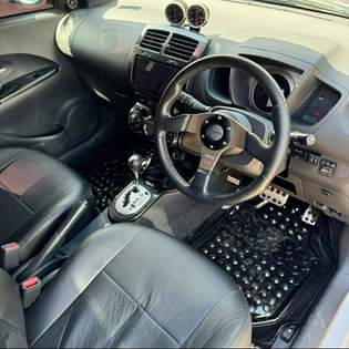 A picture of 2009 Toyota ist