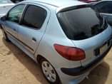 A picture of Peugeot 206 first body