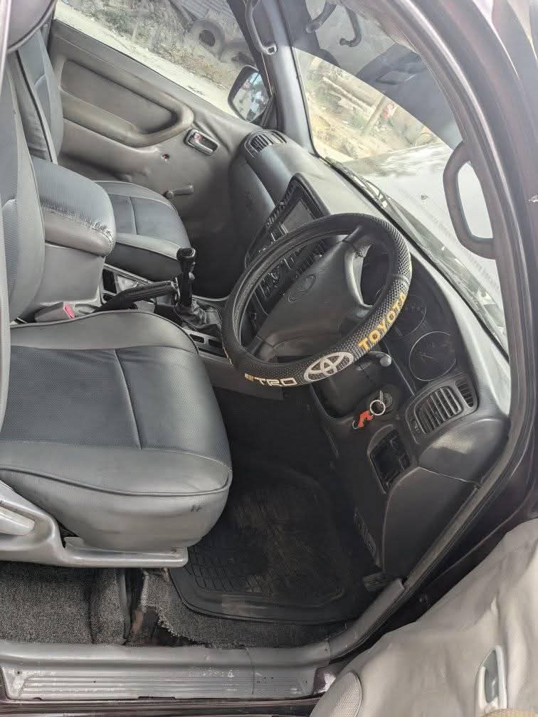 A picture of LAND CRUISER VX