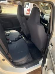 A picture of Make TOYOTA Brand PROBOX Year 2004 Color WHITE Grade 2WD