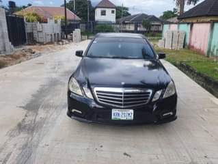 A picture of MERCEDES E350