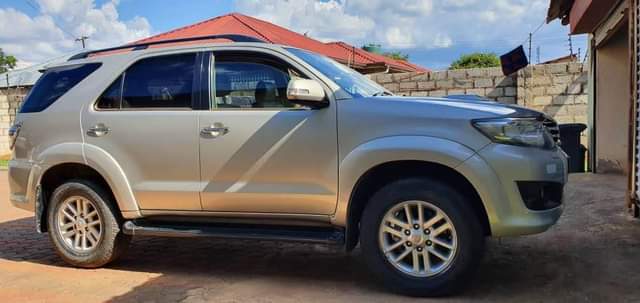 used toyota fortuner