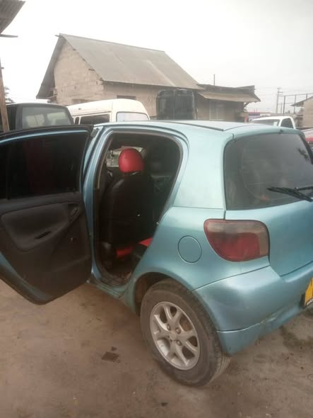 A picture of Vitz old