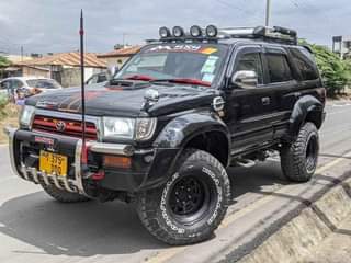 A picture of Hilux sarf