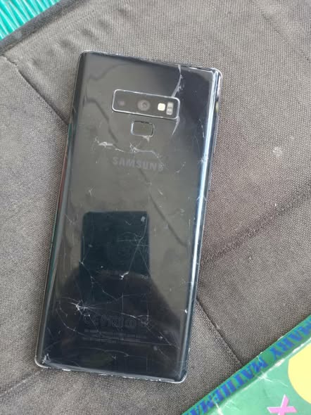 A picture of Samsung galaxy note9