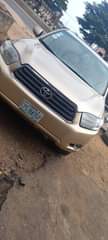 A picture of Toyota Highlander 2009 10 Used but super clean 08135355652