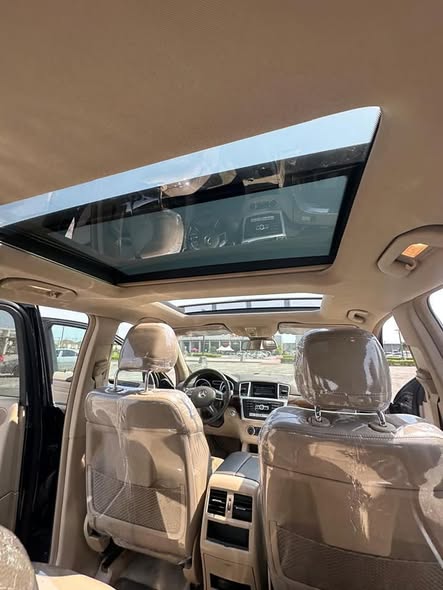 A picture of Mercedes Benz ML 350 2013