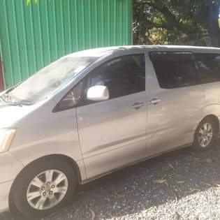 A picture of Toyota Alphard inauzwa