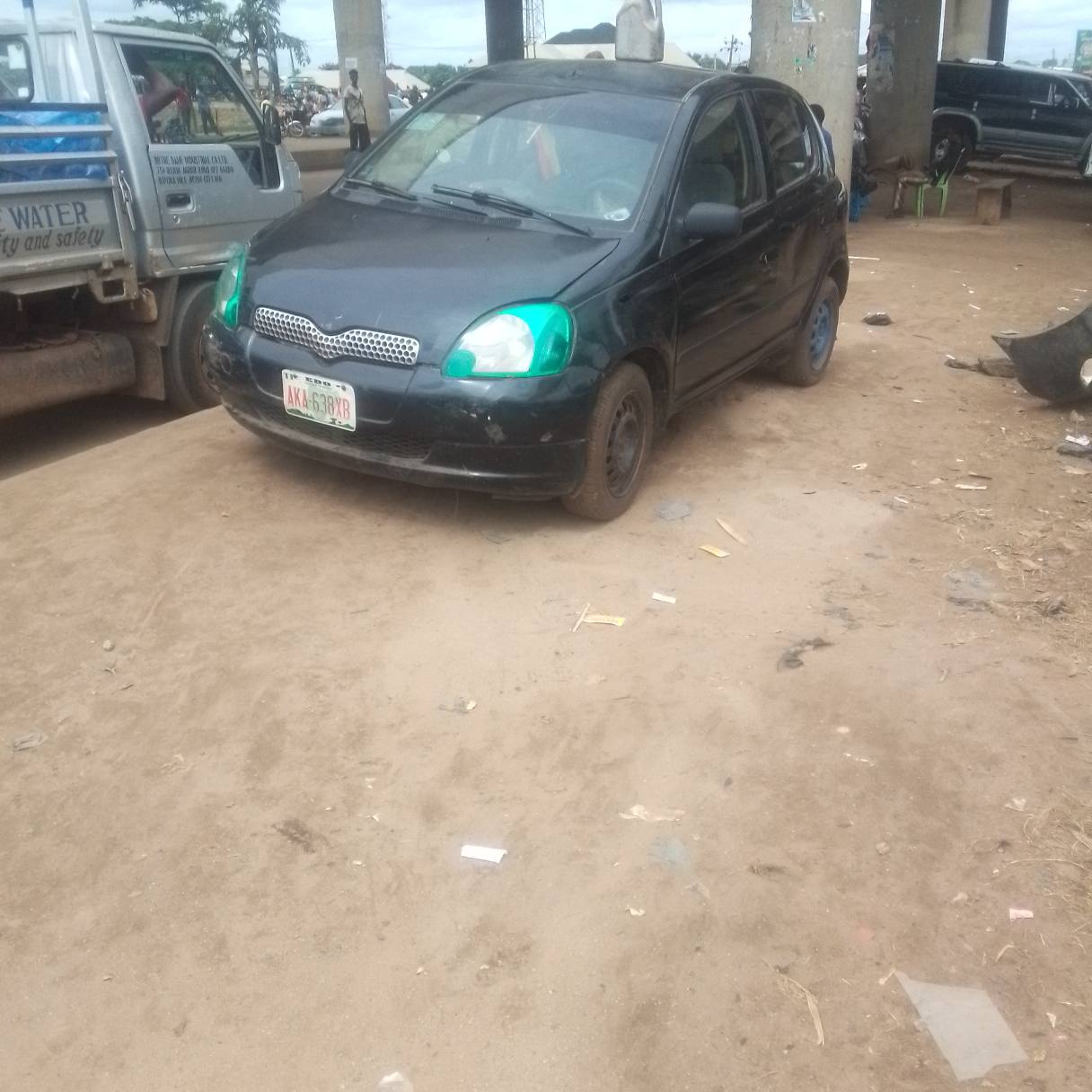 A picture of ToYoTA YARS
