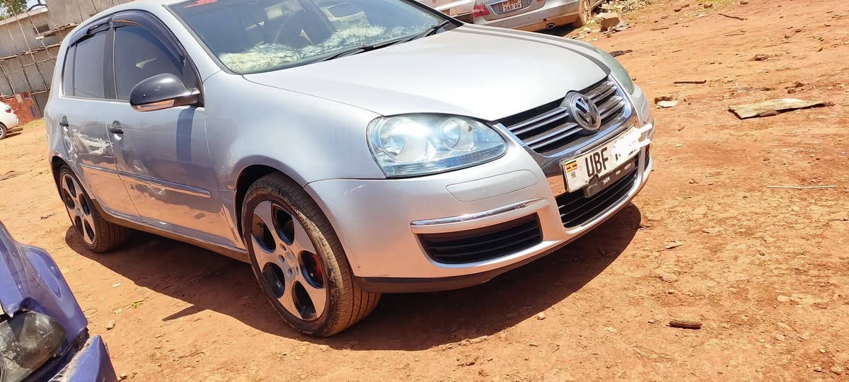 A picture of Golf 5