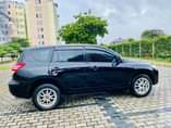 A picture of Toyota Vanguard