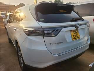 A picture of Harrier 2014 Model