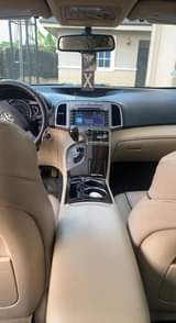 A picture of 2012 VENZA