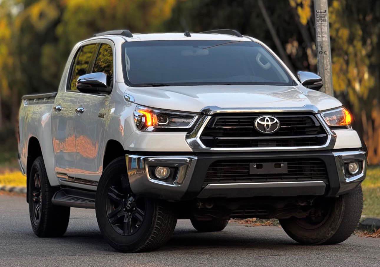 A picture of Extremely Clean 2021 Toyota Hilux SR5 Automatic With Original Duty