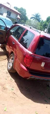 A picture of 2004 Honda 2004