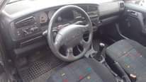 A picture of 2002 Volkswagen Golf