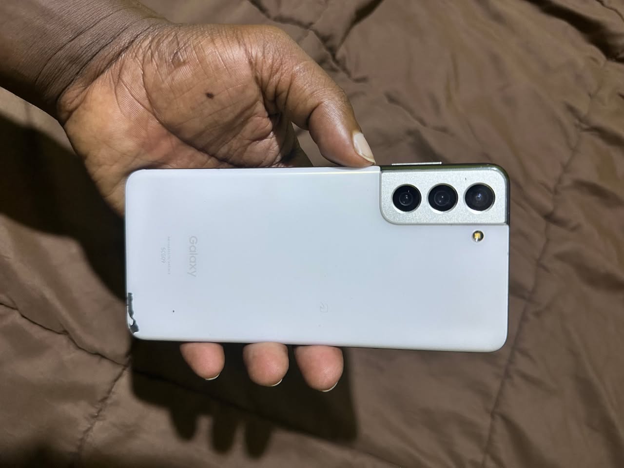 A picture of Samsung Galaxy S21