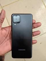 A picture of SAMSUNG A12