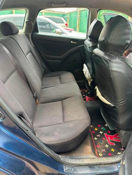 A picture of Toyota Matrix 2005