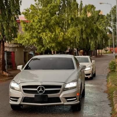 A picture of FOR SALE Super clean Mercedes Benz CLS550 2013 model with