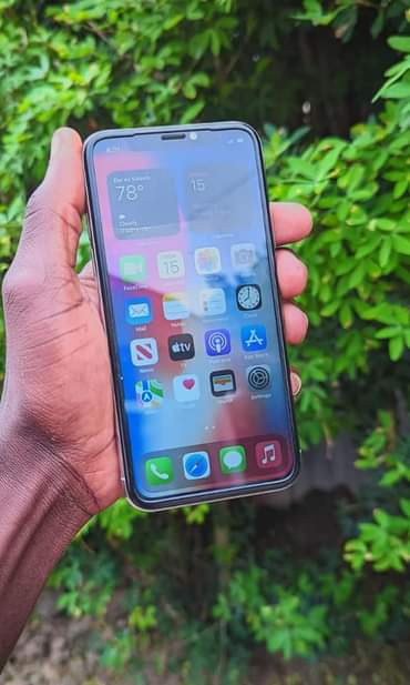 A picture of Piga cm nipo offline 0772909199 iPhone X 64Gb True Tone