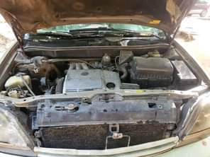 A picture of AWOOF AWOOF LEXUS RX300 2000 Engine Gear Ac needs attention