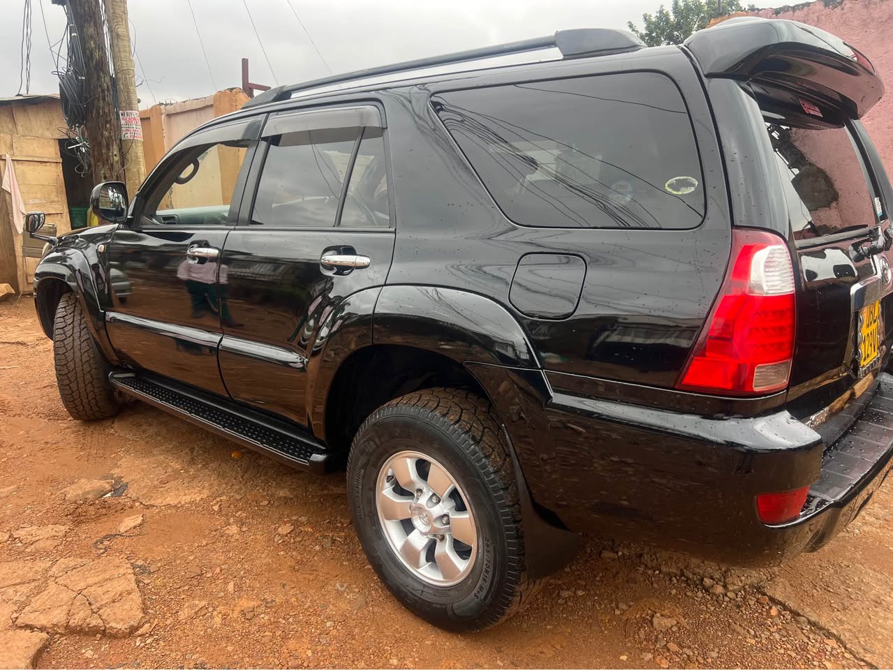 A picture of 2008 Toyota hilux surf
