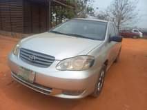 A picture of Toyota corolla 2005