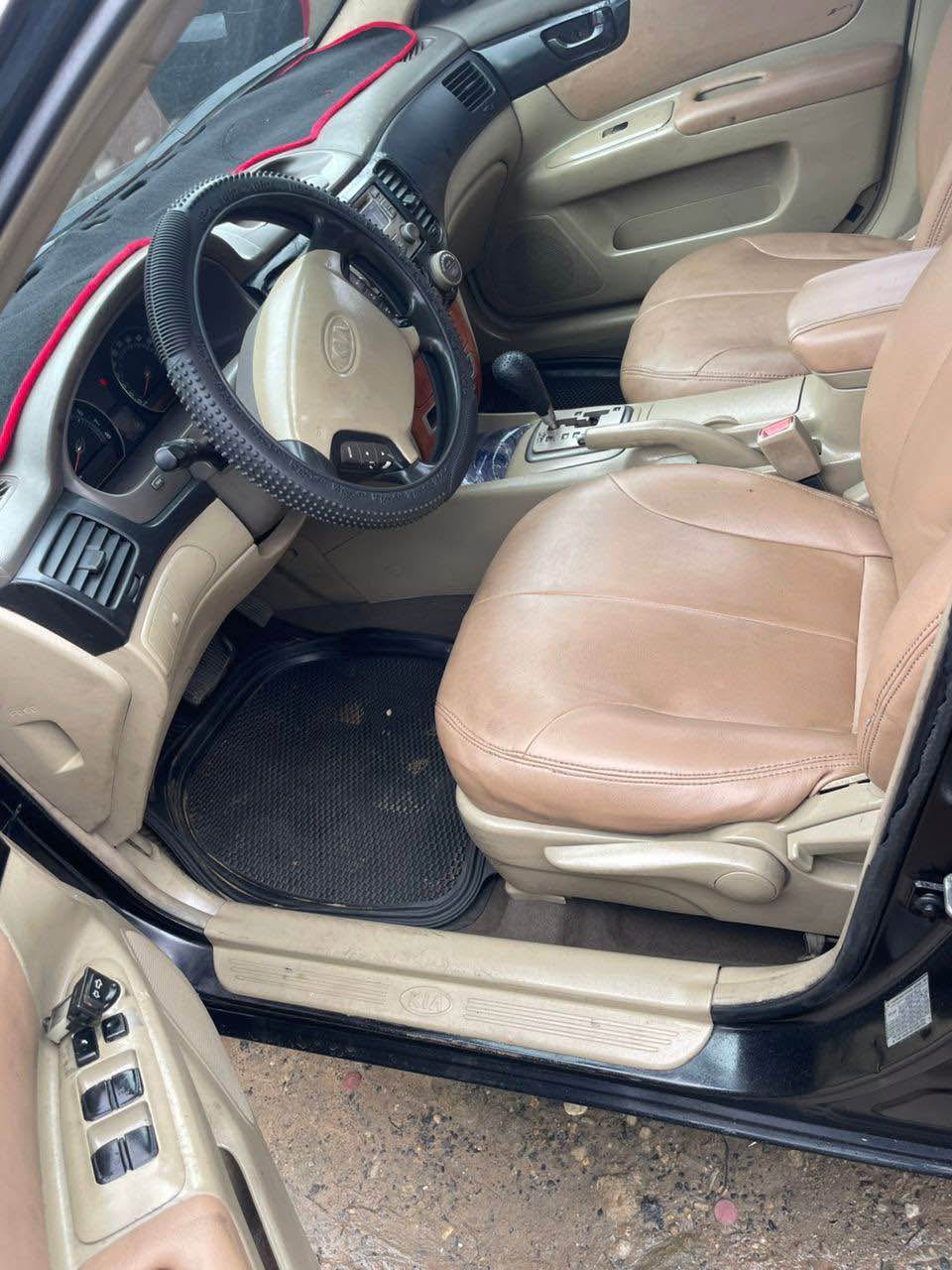 A picture of 2007 Kia Optima