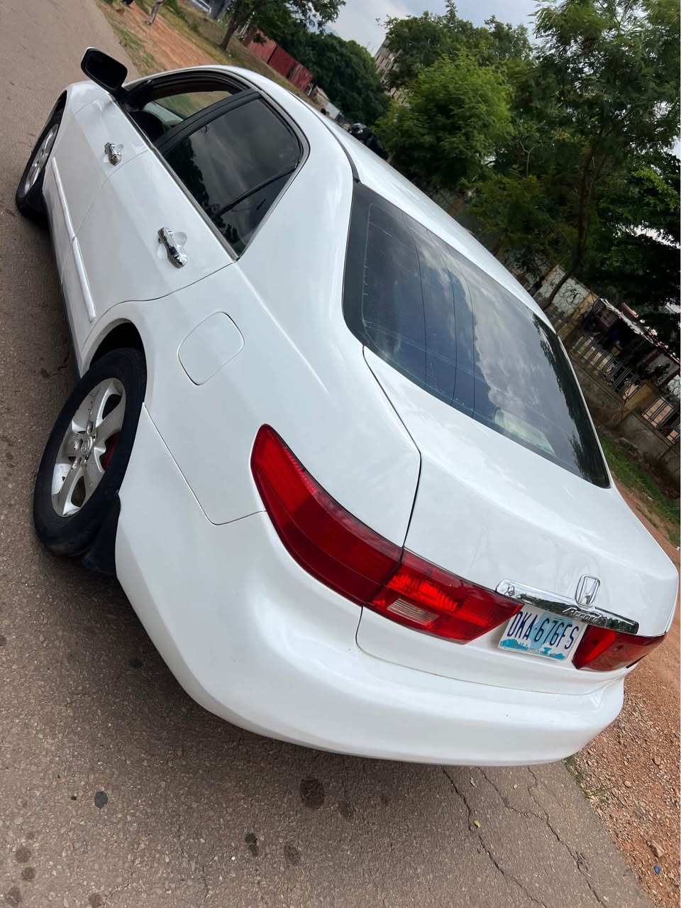 A picture of Honda Accord 08032145458