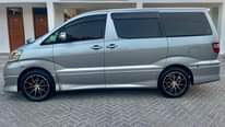 A picture of TOYOTA ALPHARD FOR SALE