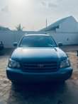 A picture of Toyota Highlander 2004 model