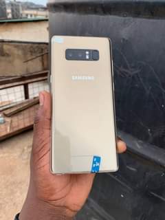 A picture of Samsung note 8 430000shs