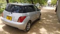 A picture of Toyota i s t