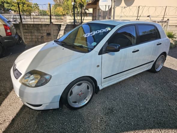 used toyota runx