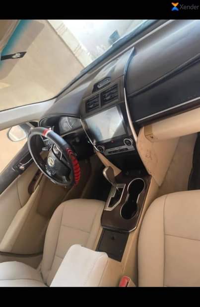 A picture of Toyota Camry 13