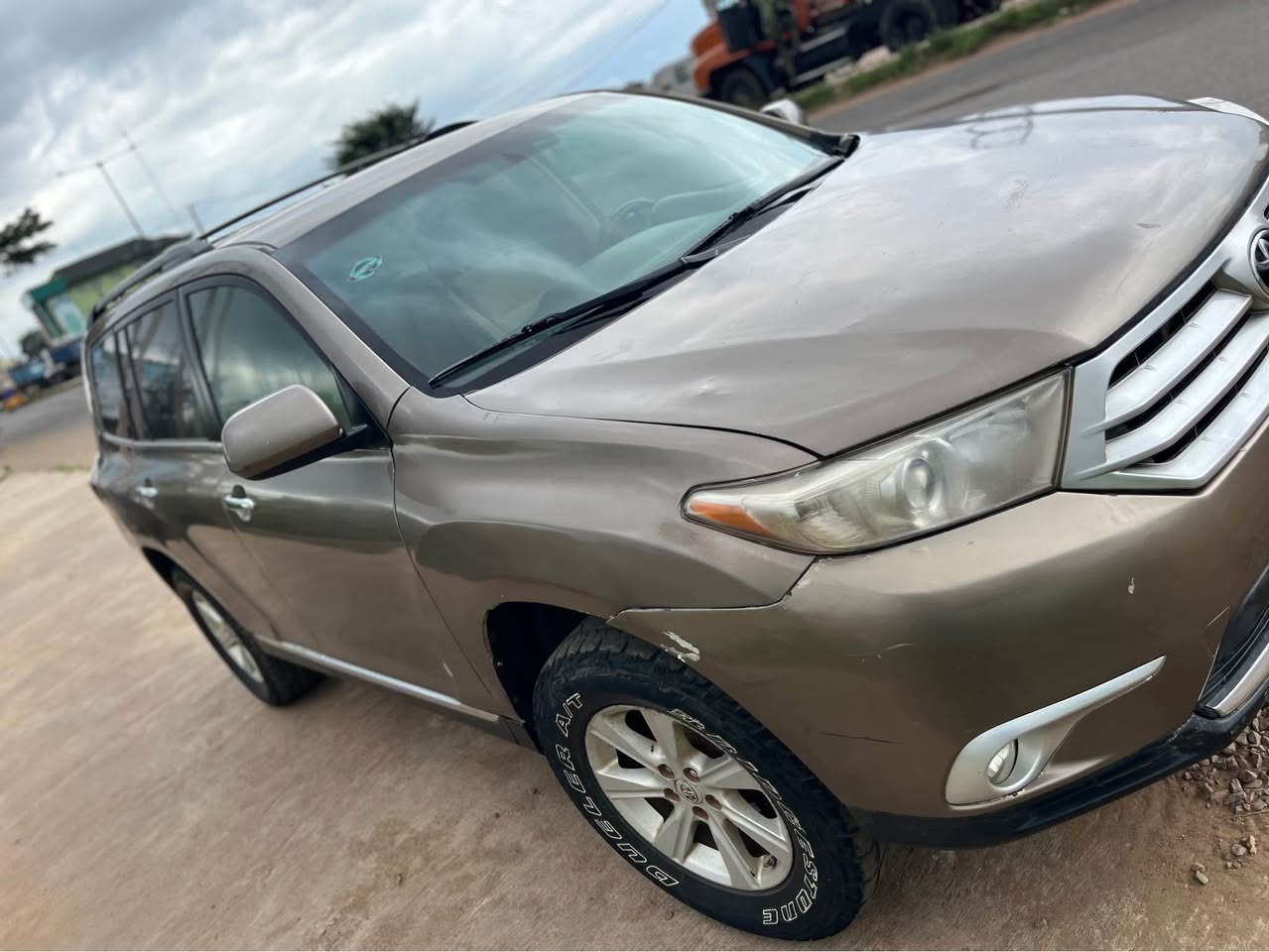 A picture of Toyota Highlander 2010